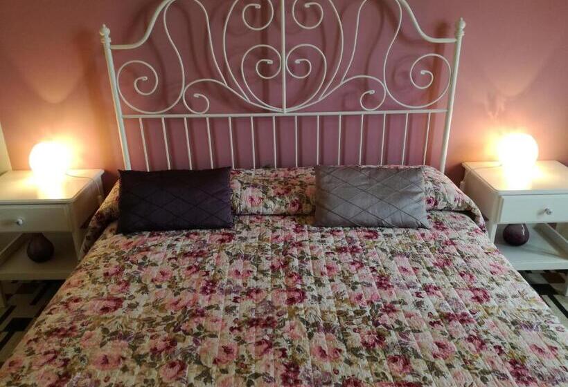 Triple Room Sea View, Aretè Guest House