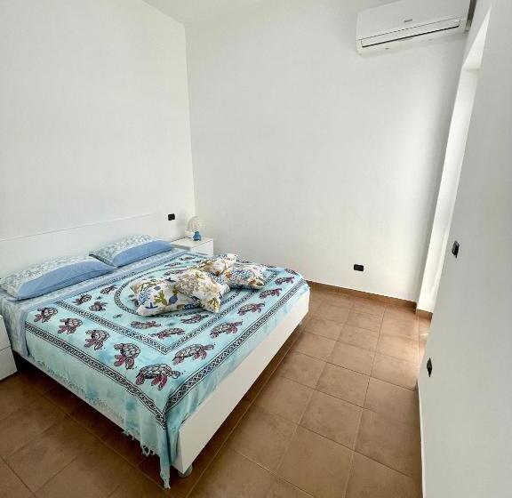 اتاق لوکس, B&b Scala Dei Turchi Beach