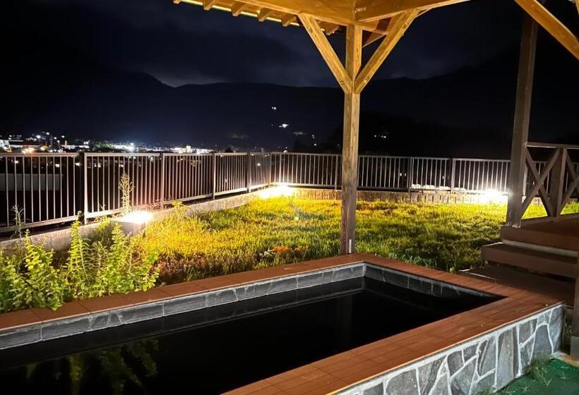 Номер Стандарт Совместная Ванная, 湯布院 旅館 やまなみ Ryokan Yamanami