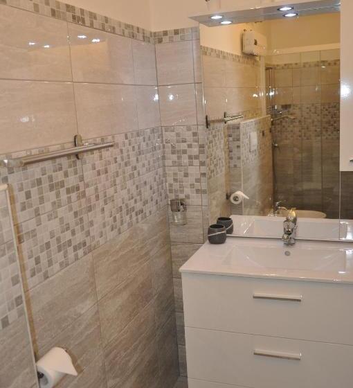 اتاق استاندارد با بالکن, Brezza Di Mare Gaeta B&b