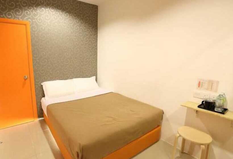 اتاق لوکس, 1 Hotel Taman Connaught