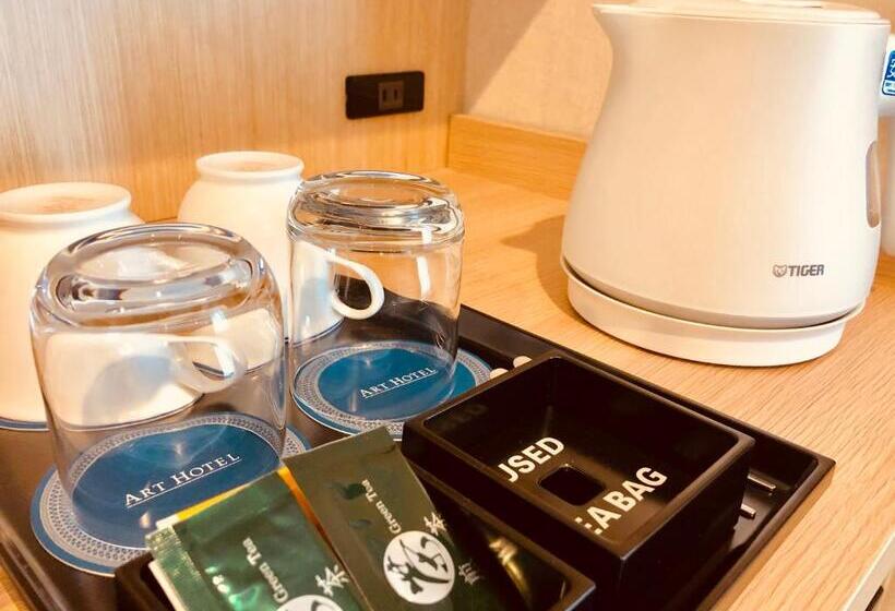 Семейный Номер, Art Hotel Oita