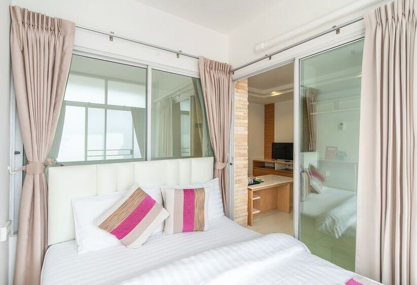 패밀리 룸, Riski Residence Ngamwongwan