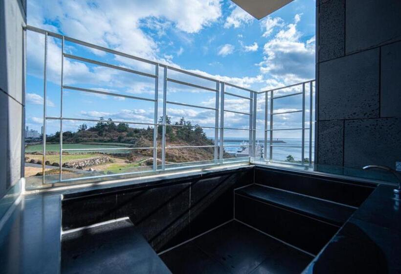سوئیت با وان آب گرم, Y Resort Jeju