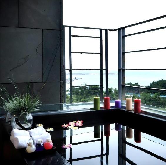 سوئیت با وان آب گرم, Y Resort Jeju