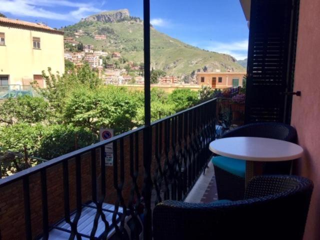 سوییت با چشم‌انداز کوه, Casa Aricò & Shatulle Suites