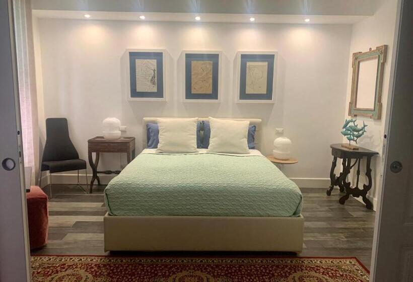 سوییت با چشم‌انداز کوه, Casa Aricò & Shatulle Suites