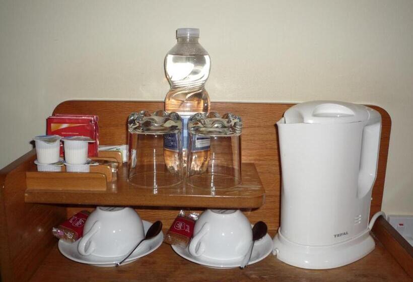 Номер Стандарт Трехместный, Avlon House Bed And Breakfast