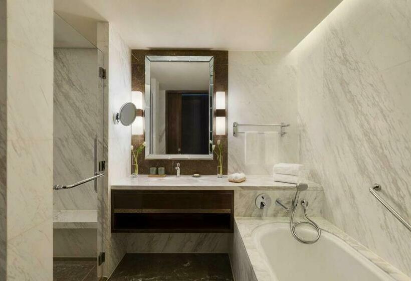 Номер Deluxe Кровать Кинг, Midtown Shangri La, Hangzhou   Around 5 Minutes Walking Distance To West Lake