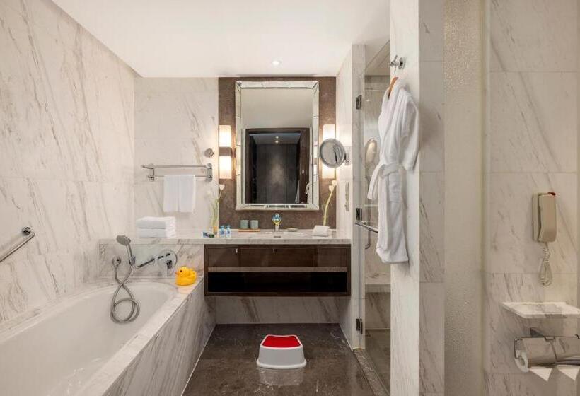 Номер Deluxe, Midtown Shangri La, Hangzhou   Around 5 Minutes Walking Distance To West Lake
