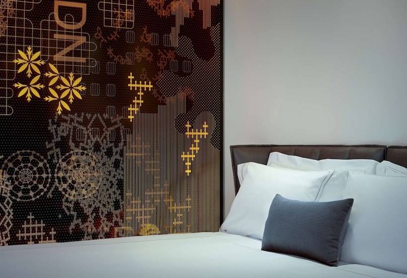 Студия Стандарт, Park Plaza London Waterloo