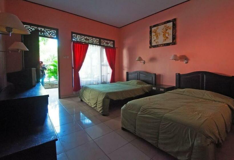 اتاق استاندارد سه نفره, Pesona Beach Inn