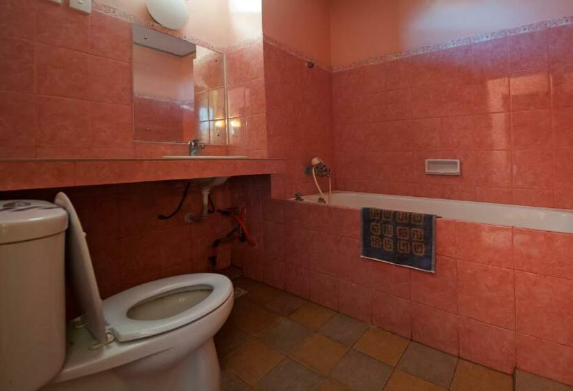اتاق استاندارد, Pesona Beach Inn