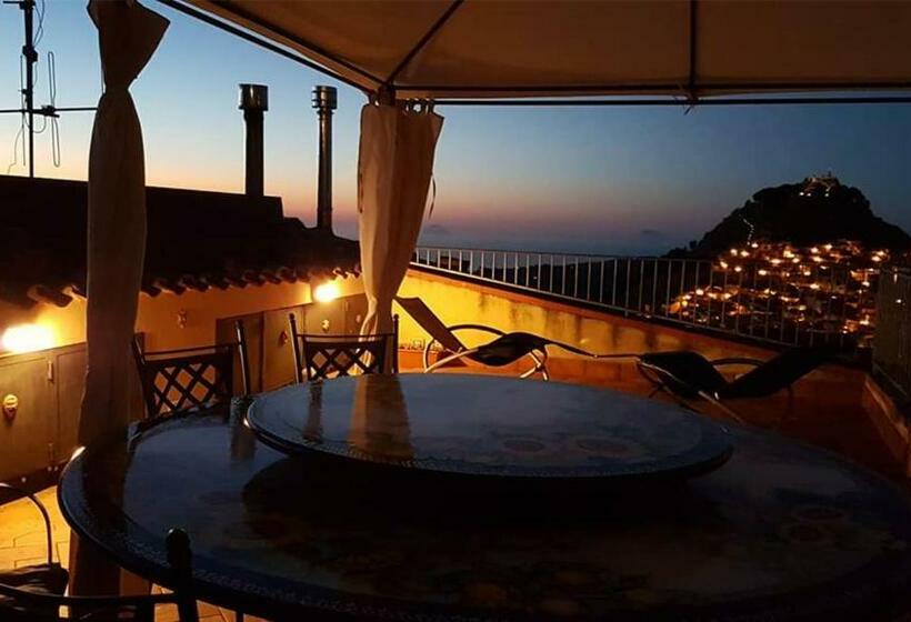 اتاق لوکس, Heart Of Sicily