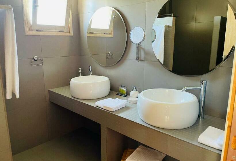 Полулюкс, Speires Suites