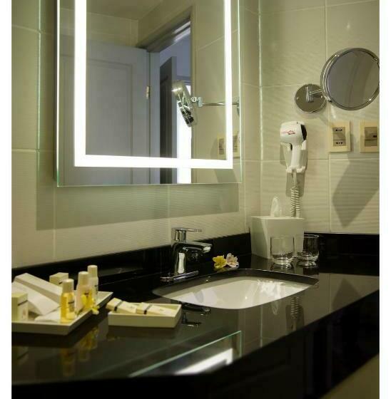 اتاق لوکس با تخت بزرگ, Casa Grande Suites