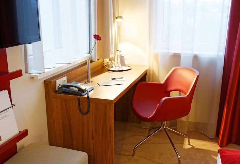 Chambre Supérieure, Four Points Flex by Sheraton Essen