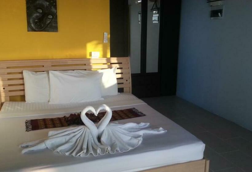 بانگلوی استاندارد, Moonhut Bungalows