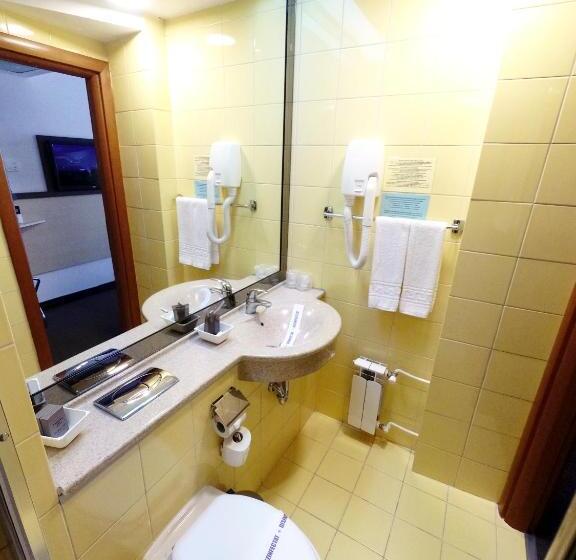 اتاق استاندارد با تخت دو نفره بزرگ, Zenith