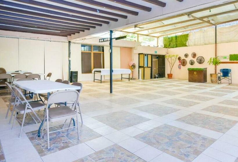 سوییت, Hostal Vitta