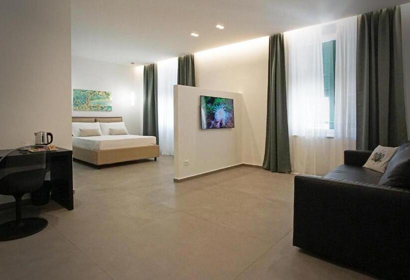غرفة ديلوكس, New Moon Rooms
