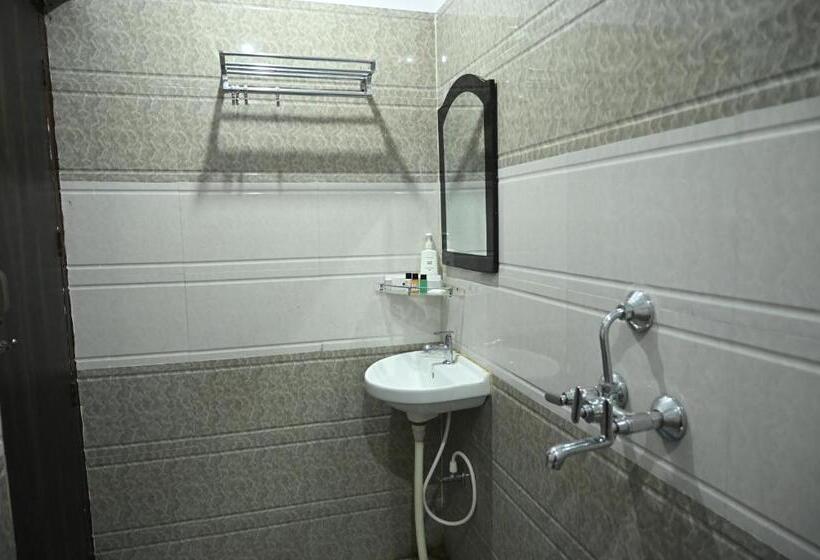 اتاق لوکس, Diamant Inn