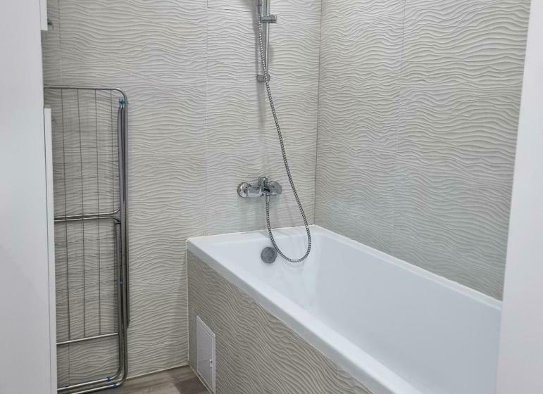 带1个卧室的带阳台的公寓, Olimp Sea View Apartments Etajul 11