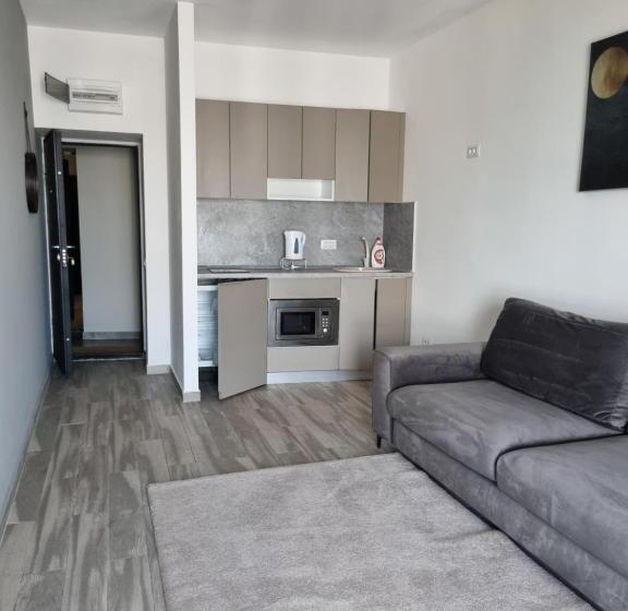 带1个卧室的带海景的公寓, Olimp Sea View Apartments Etajul 11