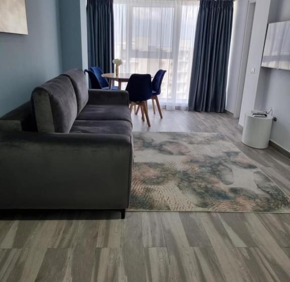 带1个卧室的带海景的公寓, Olimp Sea View Apartments Etajul 11