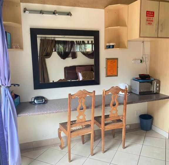 Номер Стандарт, Serengeti Sands Lodge