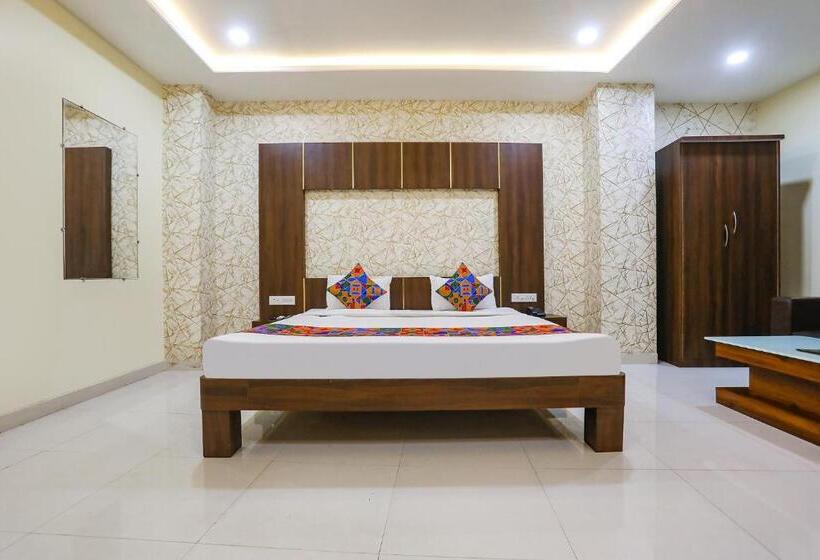 行政三人间, Fabhotel Heritage I
