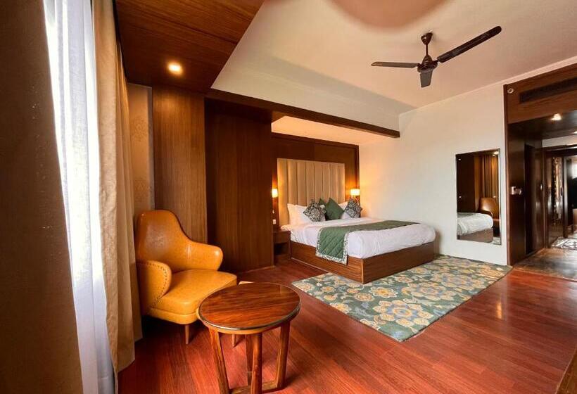 Полулюкс, Welcomheritage Grand, Srinagar