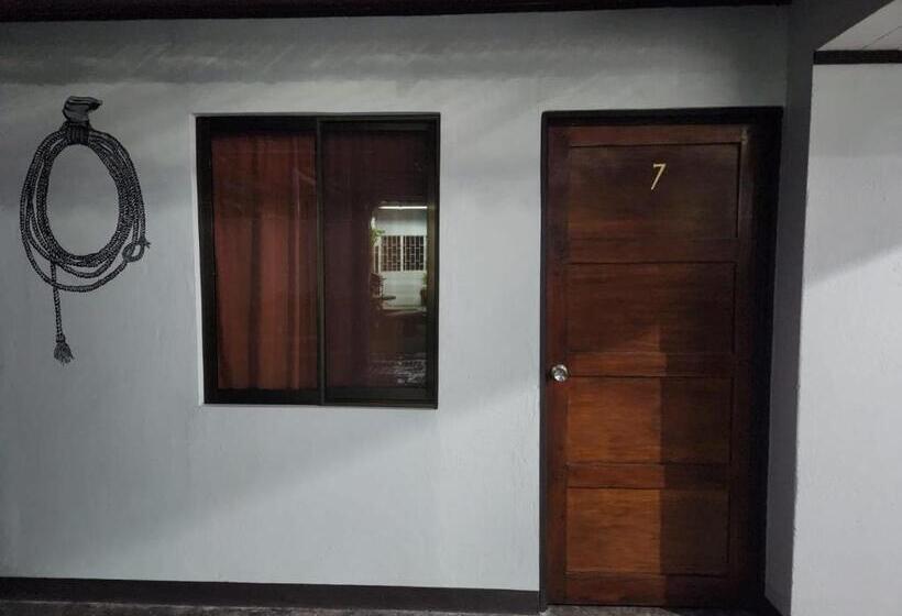 اتاق استاندارد, Hostel El Pretal
