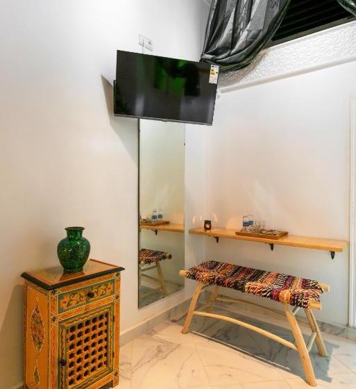 Suíte Superior, Riad Amr