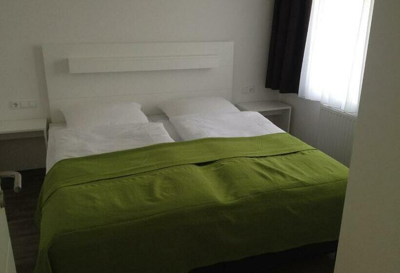 Апартаменты 1 Спальня с Террасой, Aparthotel Am Heidensee