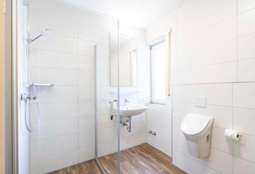Семейный Номер, Bamberg Inn