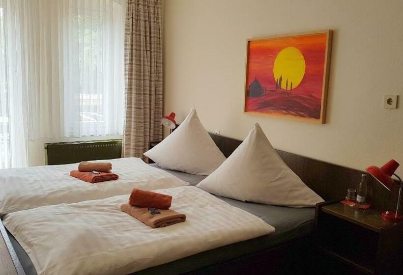Quarto Estandar, Landhotel & Gasthaus Altenburg