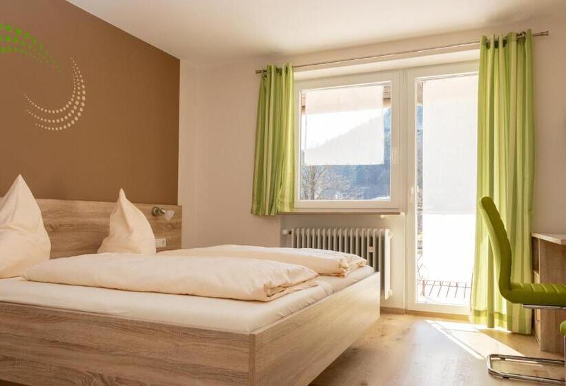 Номер Стандарт, Landgasthof Zum Wolfsberg