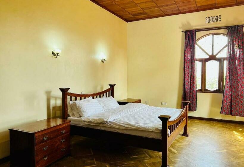اتاق لوکس, Mahali Muzuri, Arusha