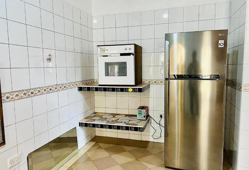 اتاق راحتی سه تخته, Mahali Muzuri, Arusha