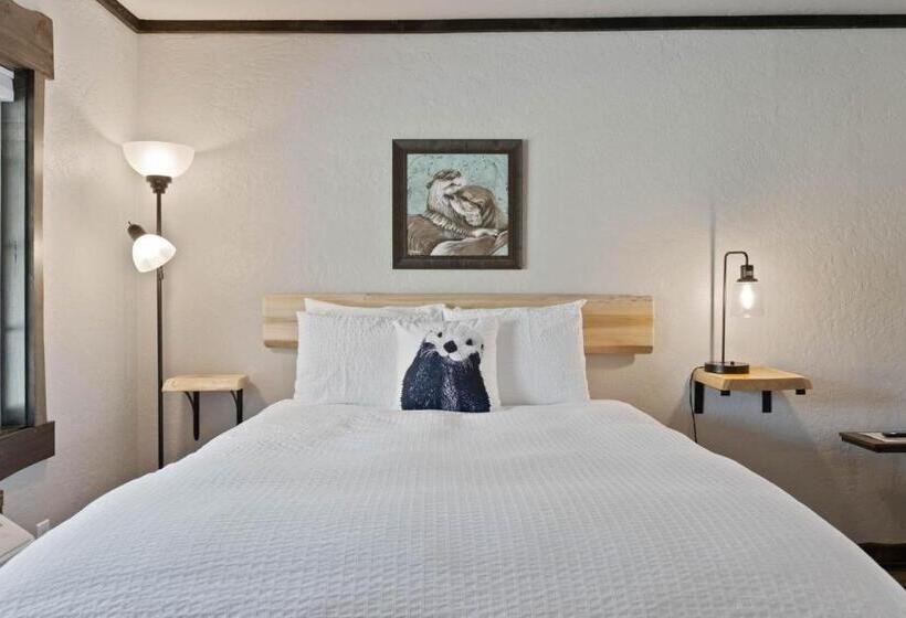 Номер Стандарт, Lake Village Lodge