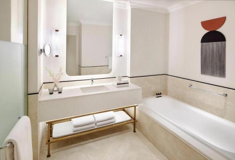 سوئیت جونیور با چشم‌انداز باغ, Apartments At Address Marassi Golf Resort