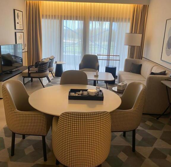 سوئیت جونیور با چشم‌انداز باغ, Apartments At Address Marassi Golf Resort