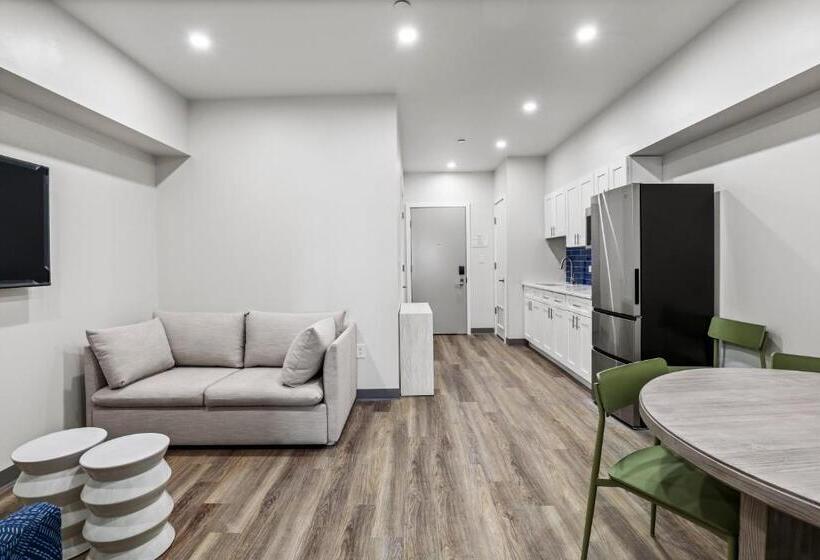 سوییت, Seaport Suites