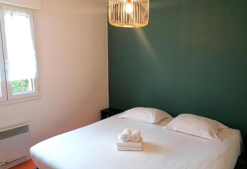 Вилла 2 Спальни, Hôtel Restaurant Platanes   Kb Hotel Group