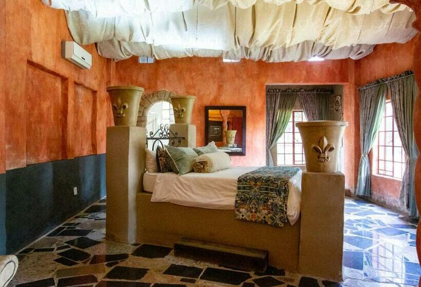 디럭스 스위트, Equeen Inn At Castle Da Angelo
