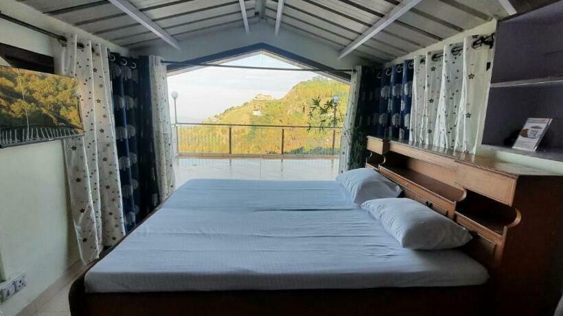 스탠다드 테라스 룸, Om Niwas Homestay