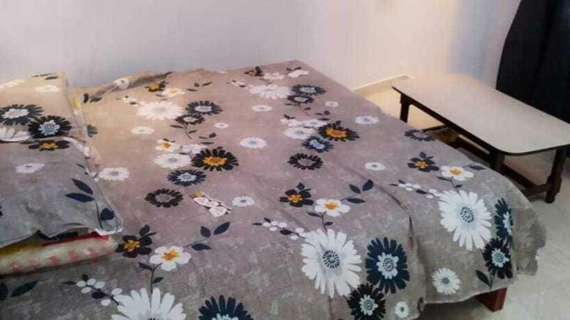 Трехместный Номер Классика, Oyo 81212  Royal Residency