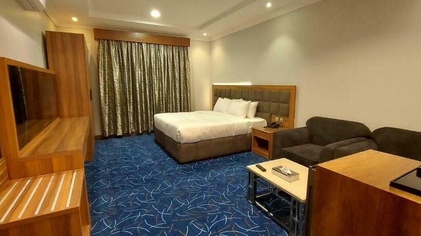 Семейное Студио, Almasem Serviced Apartments  Exit 5