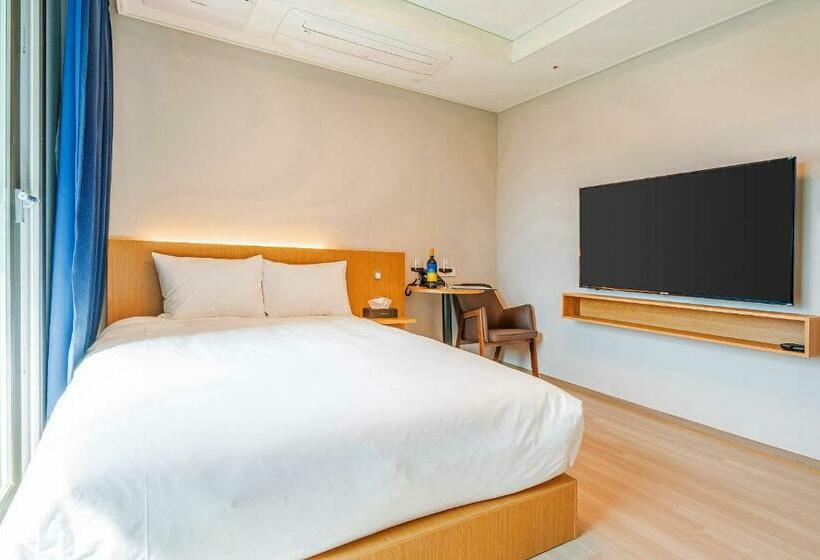 חדר סטנדרט נוף לעיר, Sokcho I Park Suite Hotel & Residence